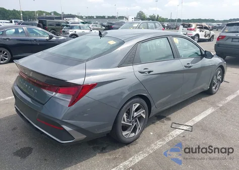 2025 Hyundai Elantra Sel Sport from USA, damaged, VIN KMHLM4DG8SU863846